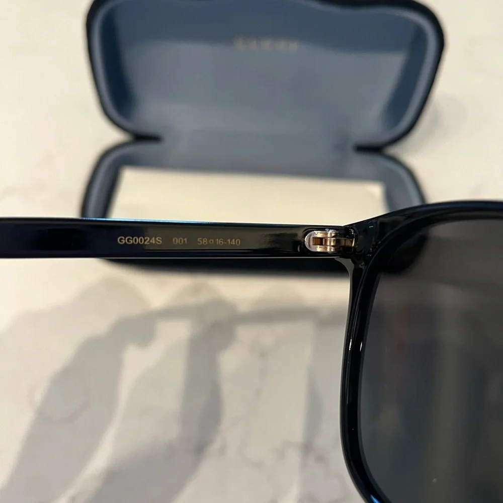 Gucci Eyewear Round Frame Sunglasses Black - Picture 7 of 11